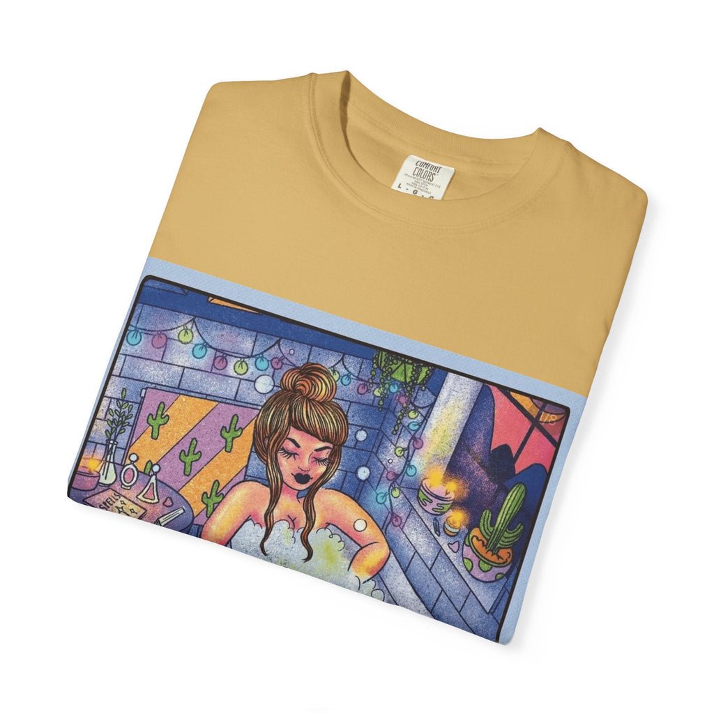 Creepin' It Real – October Essential Tee Astrology Pisces T-Shirt, Unisex Astrology Shirt, Unique Zodiac Tee, Gift for Pisces, Horoscope Apparel, Zodiac Sign T-Shirt - Metamorphosis Creations