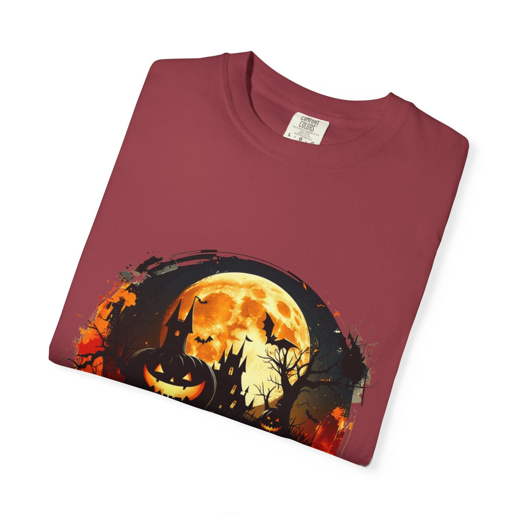Halloween Moon Graphic T-shirt, Unisex Spooky Shirt, Fall Outfit, October Fest Tee, Halloween Party Wear, Trick or Treat T-shirt - Metamorphosis Creations