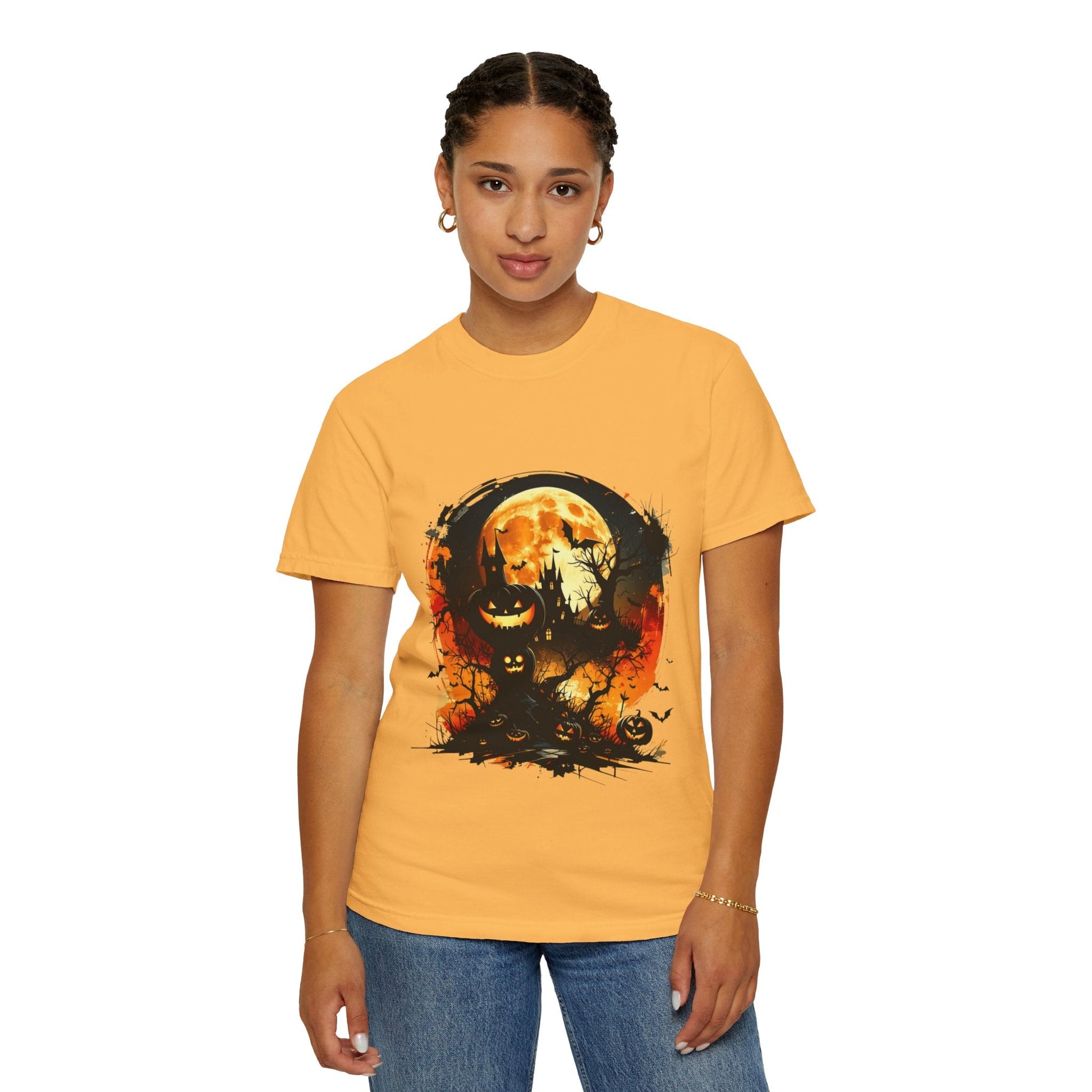 Halloween Moon Graphic T-shirt, Unisex Spooky Shirt, Fall Outfit, October Fest Tee, Halloween Party Wear, Trick or Treat T-shirt - Metamorphosis Creations