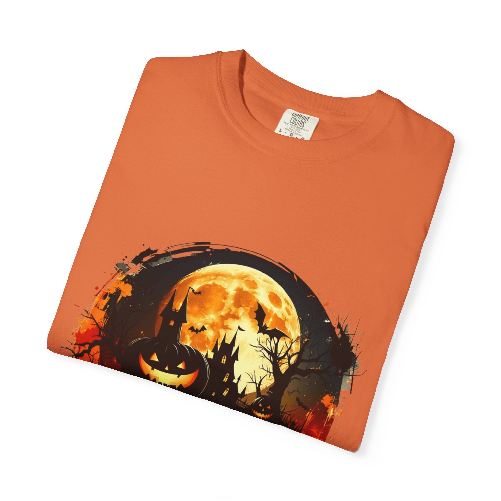 Halloween Moon Graphic T-shirt, Unisex Spooky Shirt, Fall Outfit, October Fest Tee, Halloween Party Wear, Trick or Treat T-shirt - Metamorphosis Creations