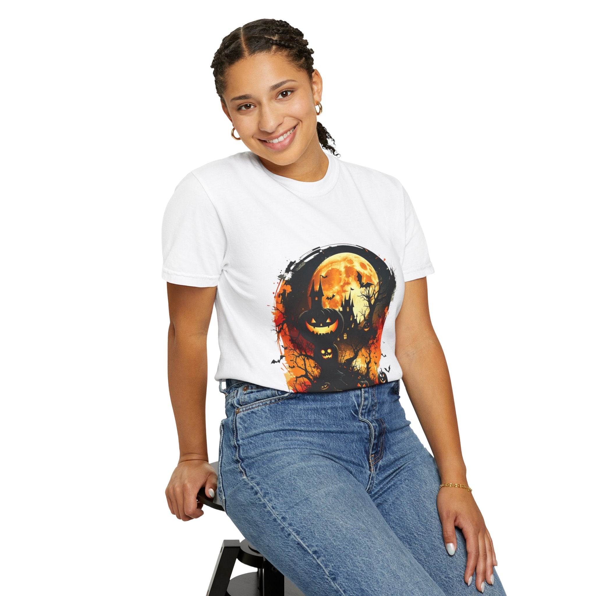 Halloween Moon Graphic T-shirt, Unisex Spooky Shirt, Fall Outfit, October Fest Tee, Halloween Party Wear, Trick or Treat T-shirt - Metamorphosis Creations