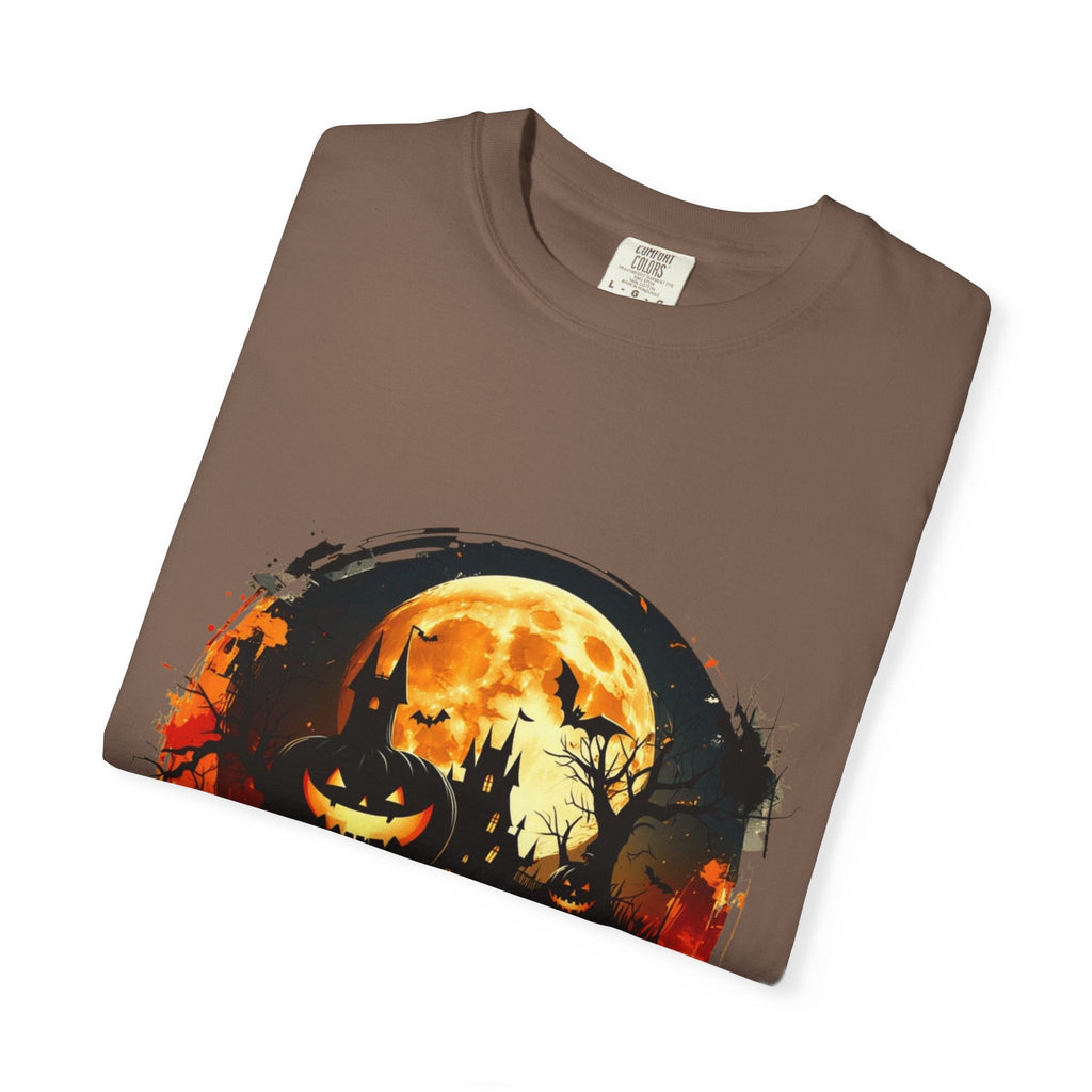 Halloween Moon Graphic T-shirt, Unisex Spooky Shirt, Fall Outfit, October Fest Tee, Halloween Party Wear, Trick or Treat T-shirt - Metamorphosis Creations