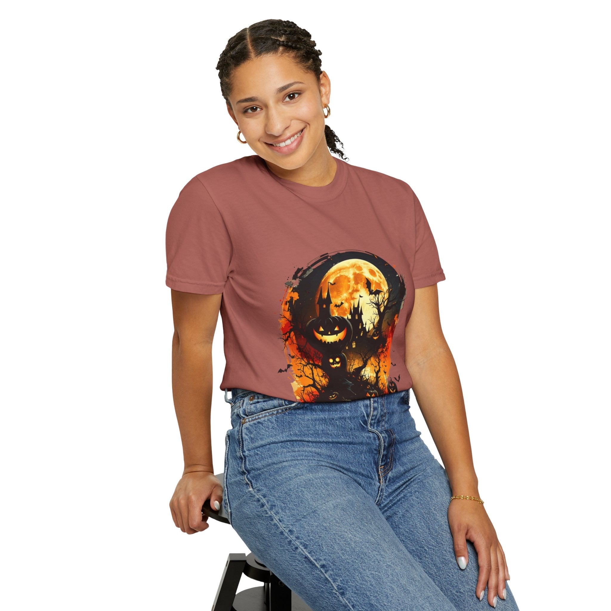 Halloween Moon Graphic T-shirt, Unisex Spooky Shirt, Fall Outfit, October Fest Tee, Halloween Party Wear, Trick or Treat T-shirt - Metamorphosis Creations