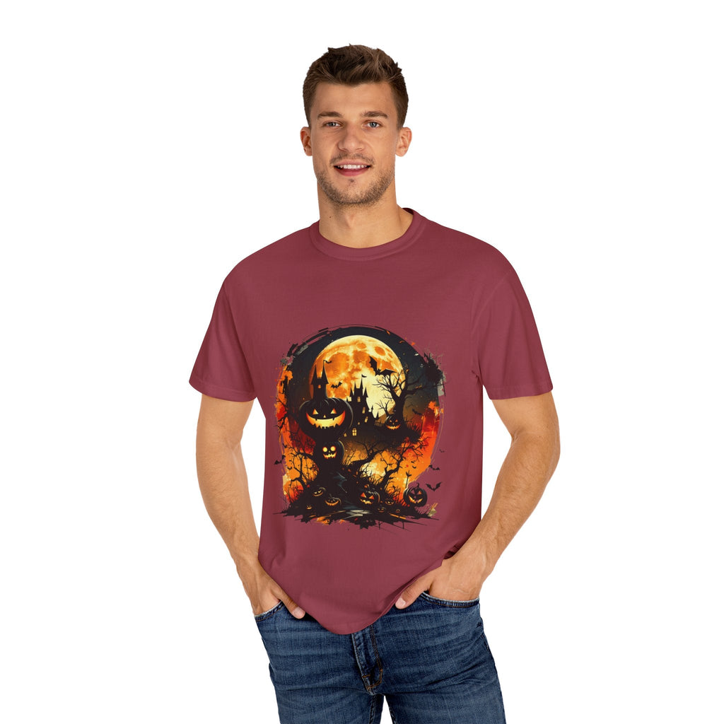 Halloween Moon Graphic T-shirt, Unisex Spooky Shirt, Fall Outfit, October Fest Tee, Halloween Party Wear, Trick or Treat T-shirt - Metamorphosis Creations