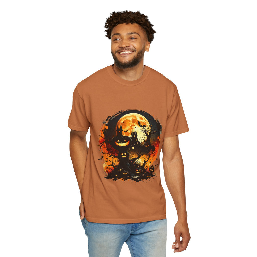 Halloween Moon Graphic T-shirt, Unisex Spooky Shirt, Fall Outfit, October Fest Tee, Halloween Party Wear, Trick or Treat T-shirt - Metamorphosis Creations
