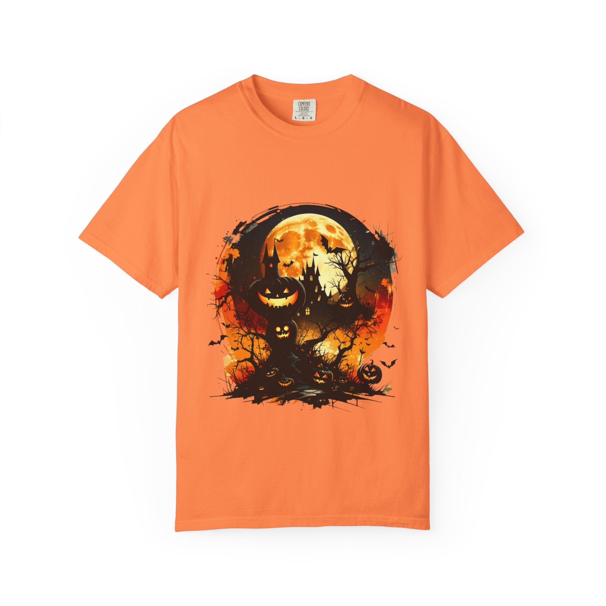 Halloween Moon Graphic T-shirt, Unisex Spooky Shirt, Fall Outfit, October Fest Tee, Halloween Party Wear, Trick or Treat T-shirt - Metamorphosis Creations