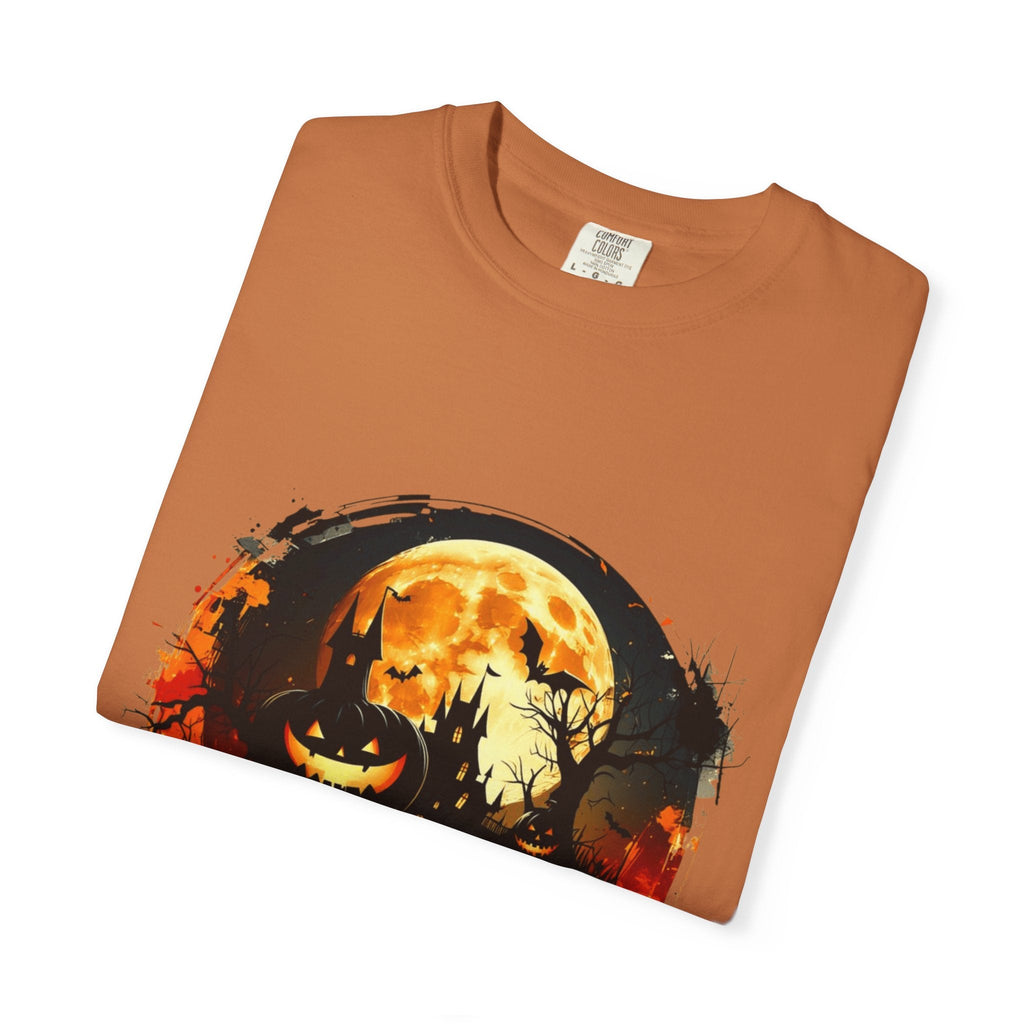 Halloween Moon Graphic T-shirt, Unisex Spooky Shirt, Fall Outfit, October Fest Tee, Halloween Party Wear, Trick or Treat T-shirt - Metamorphosis Creations