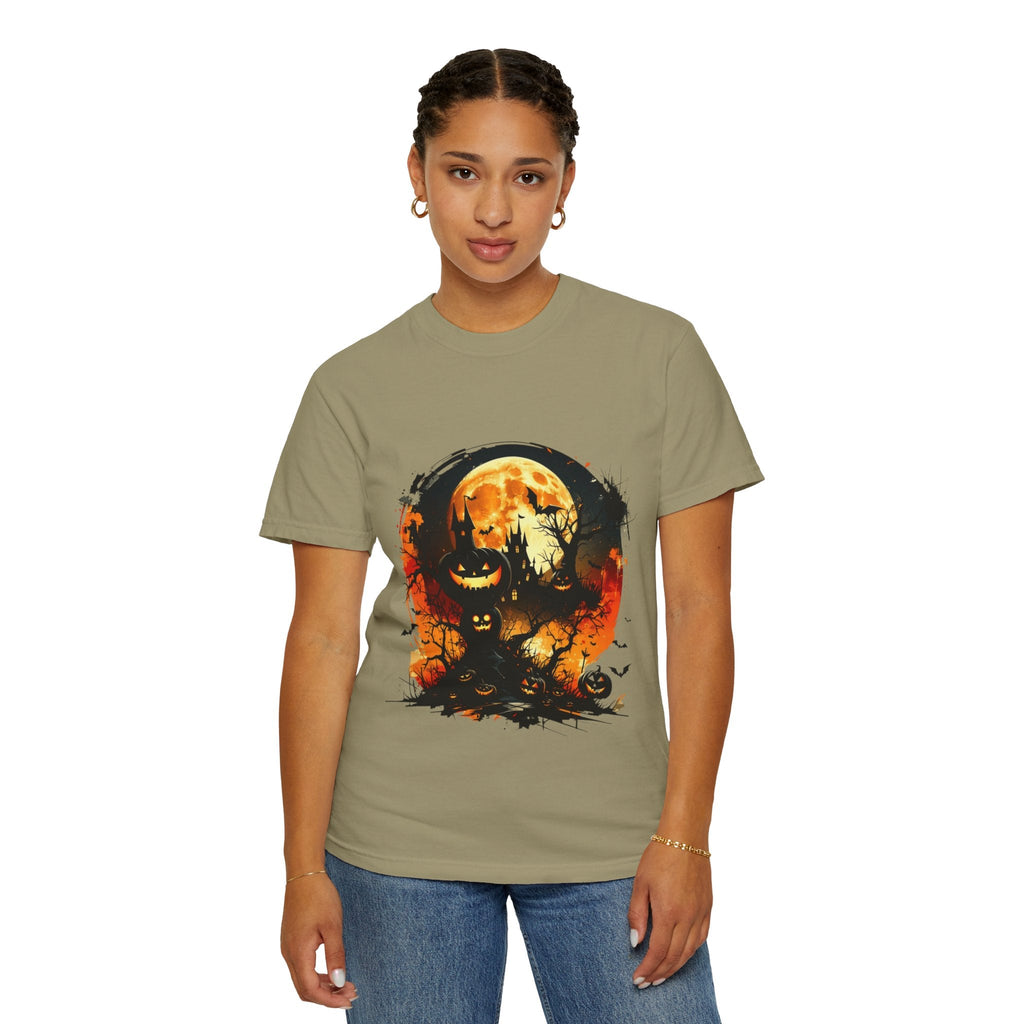 Halloween Moon Graphic T-shirt, Unisex Spooky Shirt, Fall Outfit, October Fest Tee, Halloween Party Wear, Trick or Treat T-shirt - Metamorphosis Creations