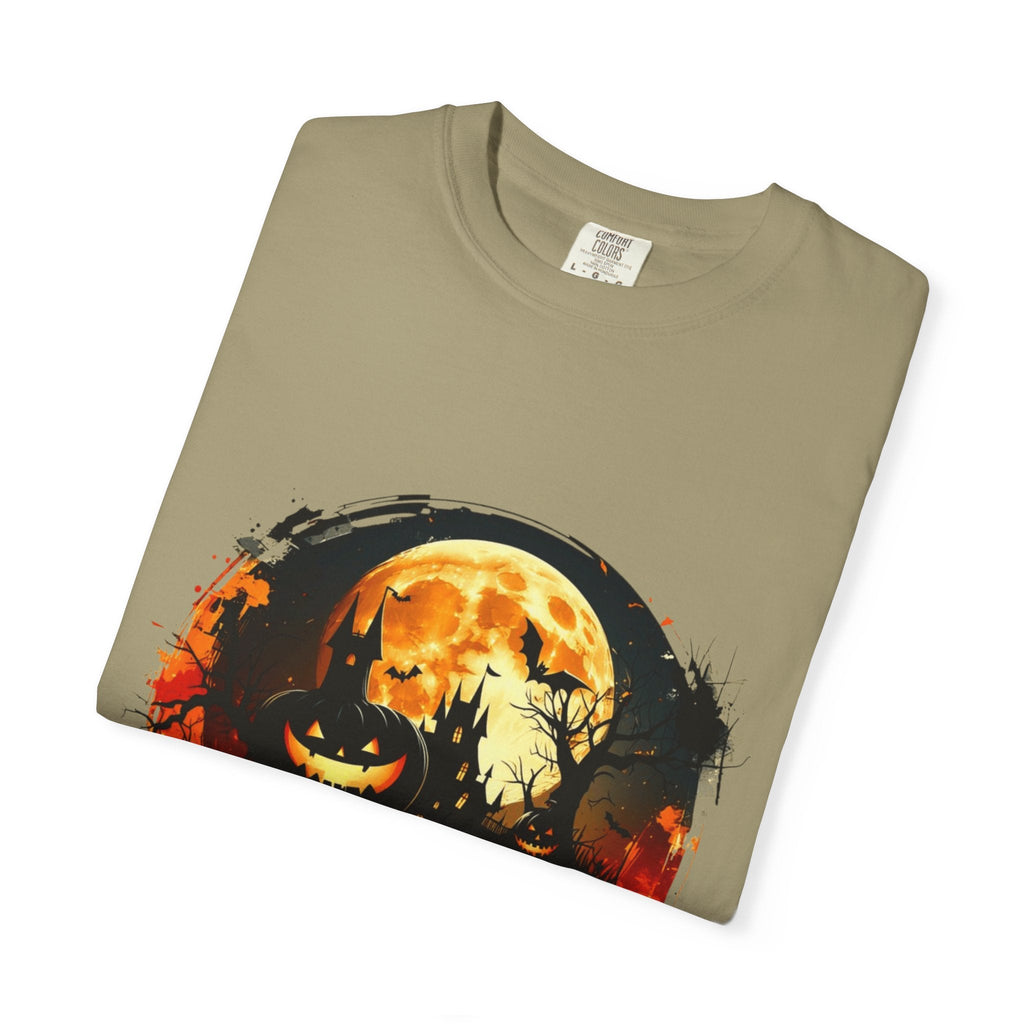 Halloween Moon Graphic T-shirt, Unisex Spooky Shirt, Fall Outfit, October Fest Tee, Halloween Party Wear, Trick or Treat T-shirt - Metamorphosis Creations