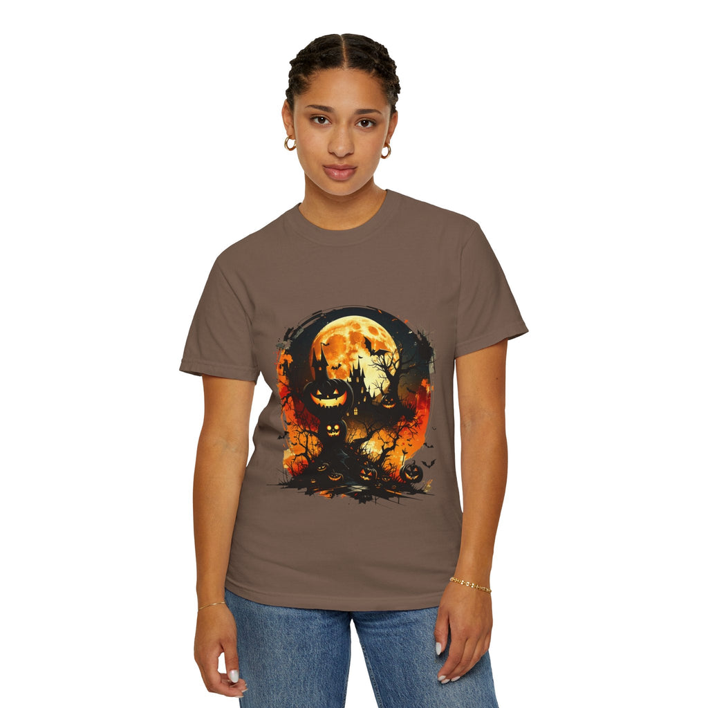 Halloween Moon Graphic T-shirt, Unisex Spooky Shirt, Fall Outfit, October Fest Tee, Halloween Party Wear, Trick or Treat T-shirt - Metamorphosis Creations