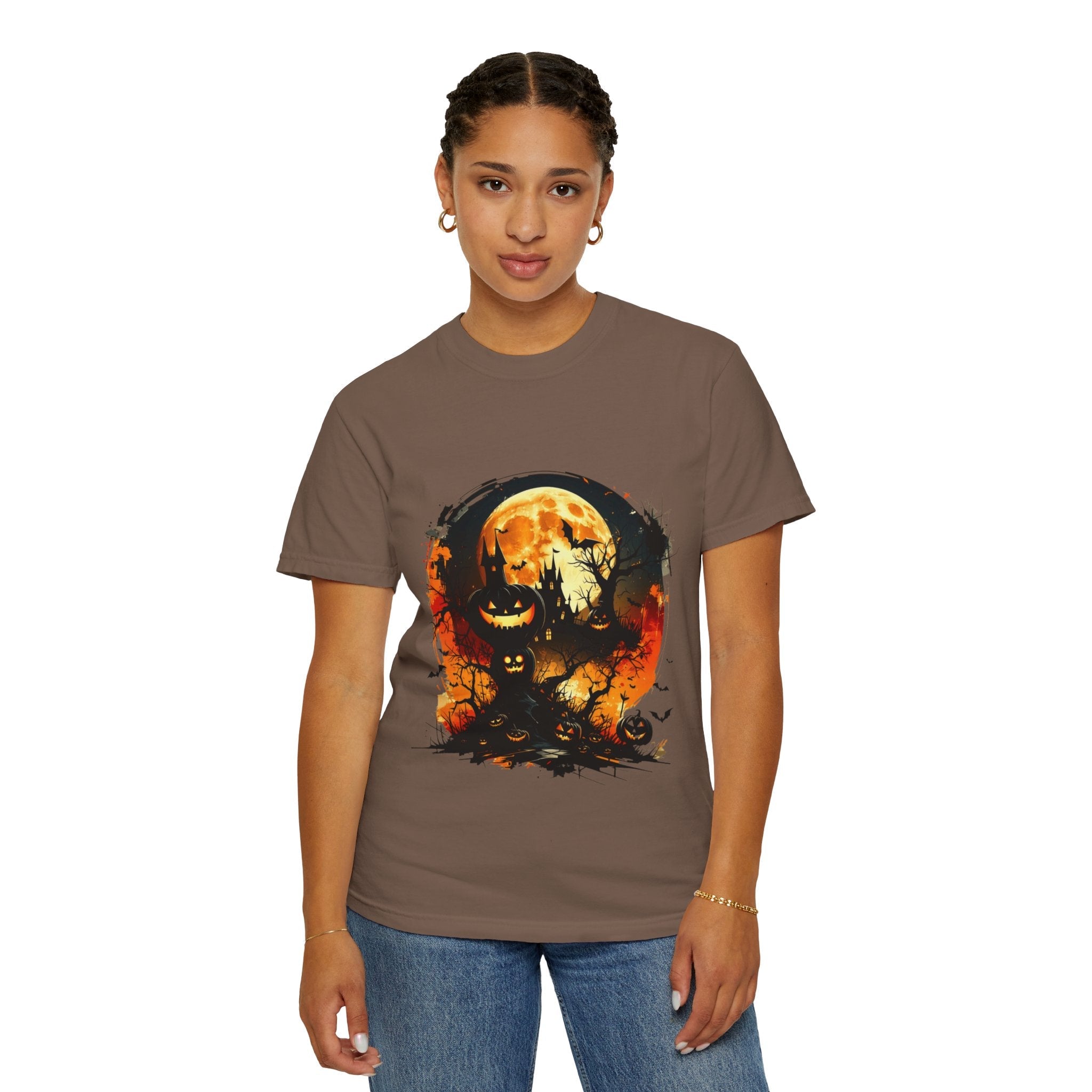 Halloween Moon Graphic T-shirt, Unisex Spooky Shirt, Fall Outfit, October Fest Tee, Halloween Party Wear, Trick or Treat T-shirt - Metamorphosis Creations