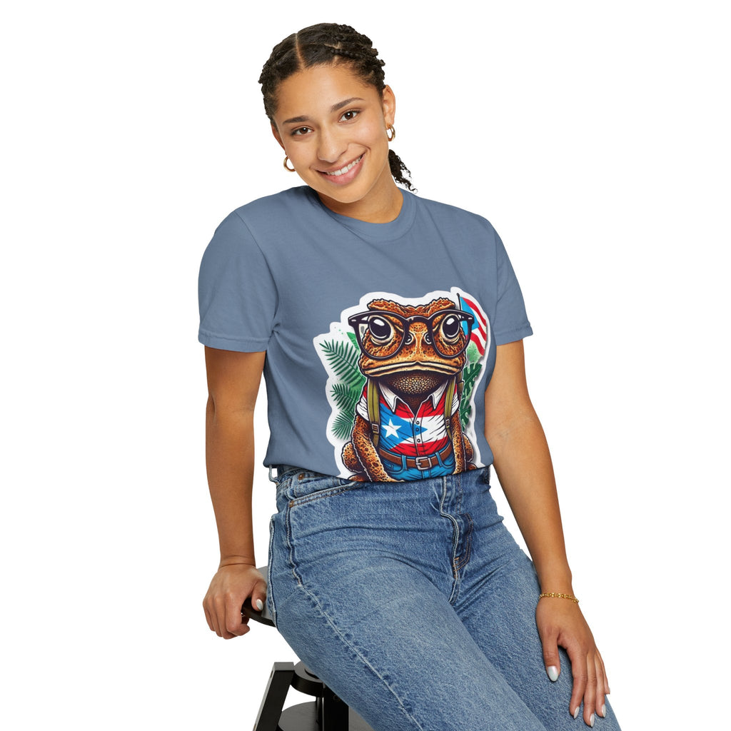 Puerto rico Patriotic Frog T-Shirt, Unisex Garment - Dyed Tee for Nature Lovers, Summer Parties, Luce tu orgullo puertorriqueño con estilo PR - Metamorphosis Creations