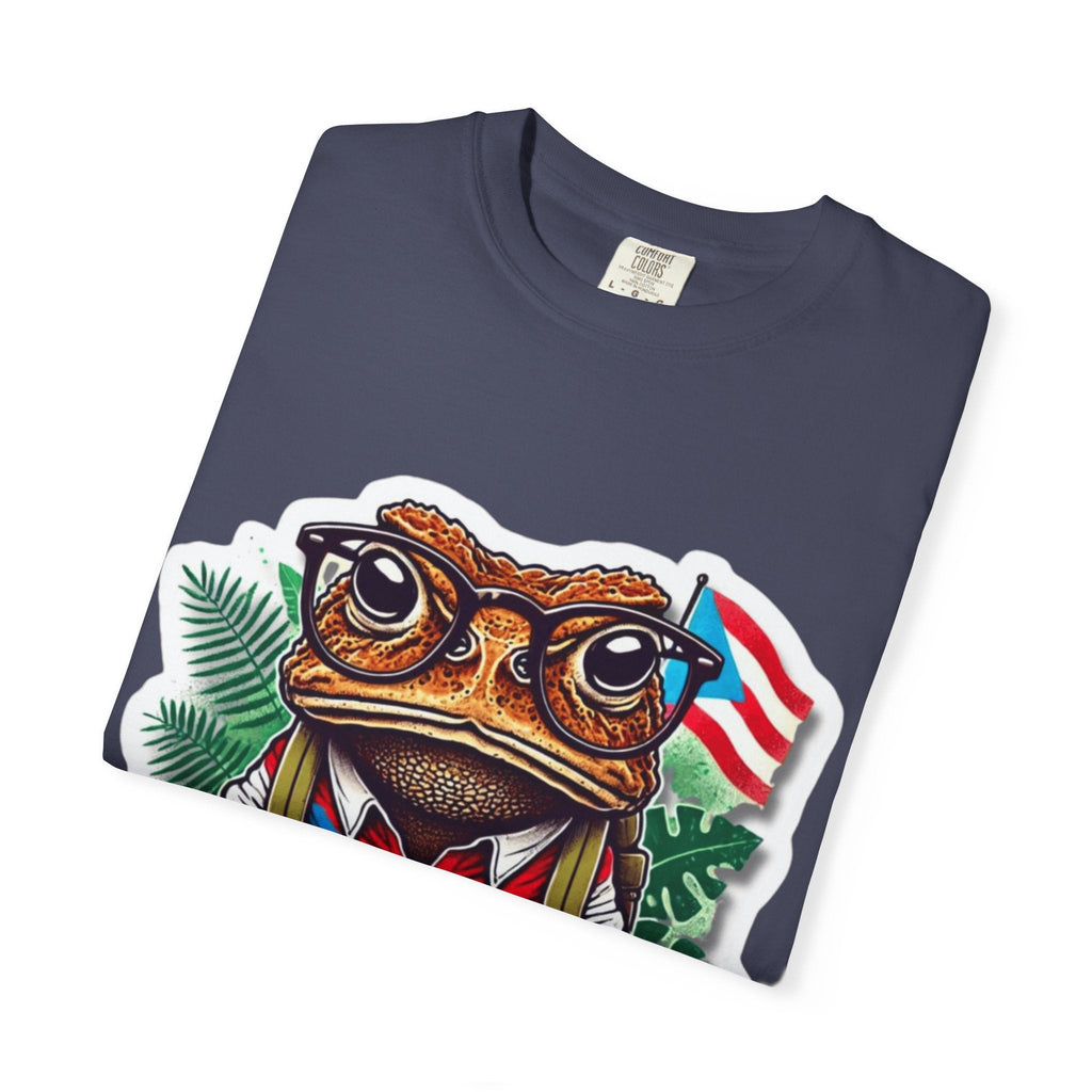 Puerto rico Patriotic Frog T-Shirt, Unisex Garment - Dyed Tee for Nature Lovers, Summer Parties, Luce tu orgullo puertorriqueño con estilo PR - Metamorphosis Creations
