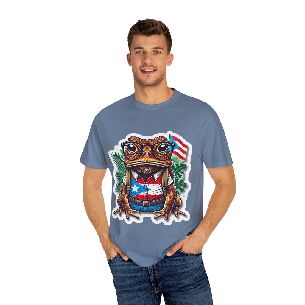 Puerto rico Patriotic Frog T-Shirt, Unisex Garment - Dyed Tee for Nature Lovers, Summer Parties, Luce tu orgullo puertorriqueño con estilo PR - Metamorphosis Creations