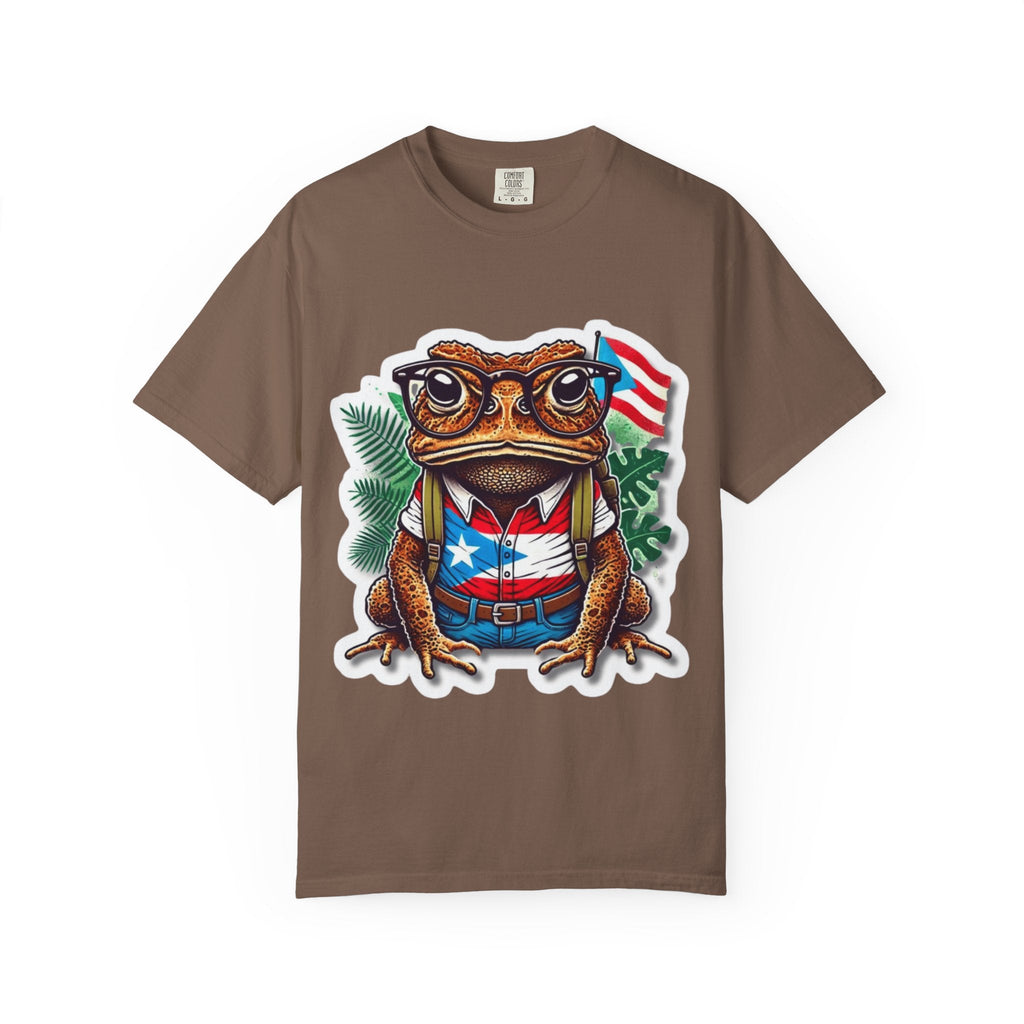 Puerto rico Patriotic Frog T-Shirt, Unisex Garment - Dyed Tee for Nature Lovers, Summer Parties, Luce tu orgullo puertorriqueño con estilo PR - Metamorphosis Creations