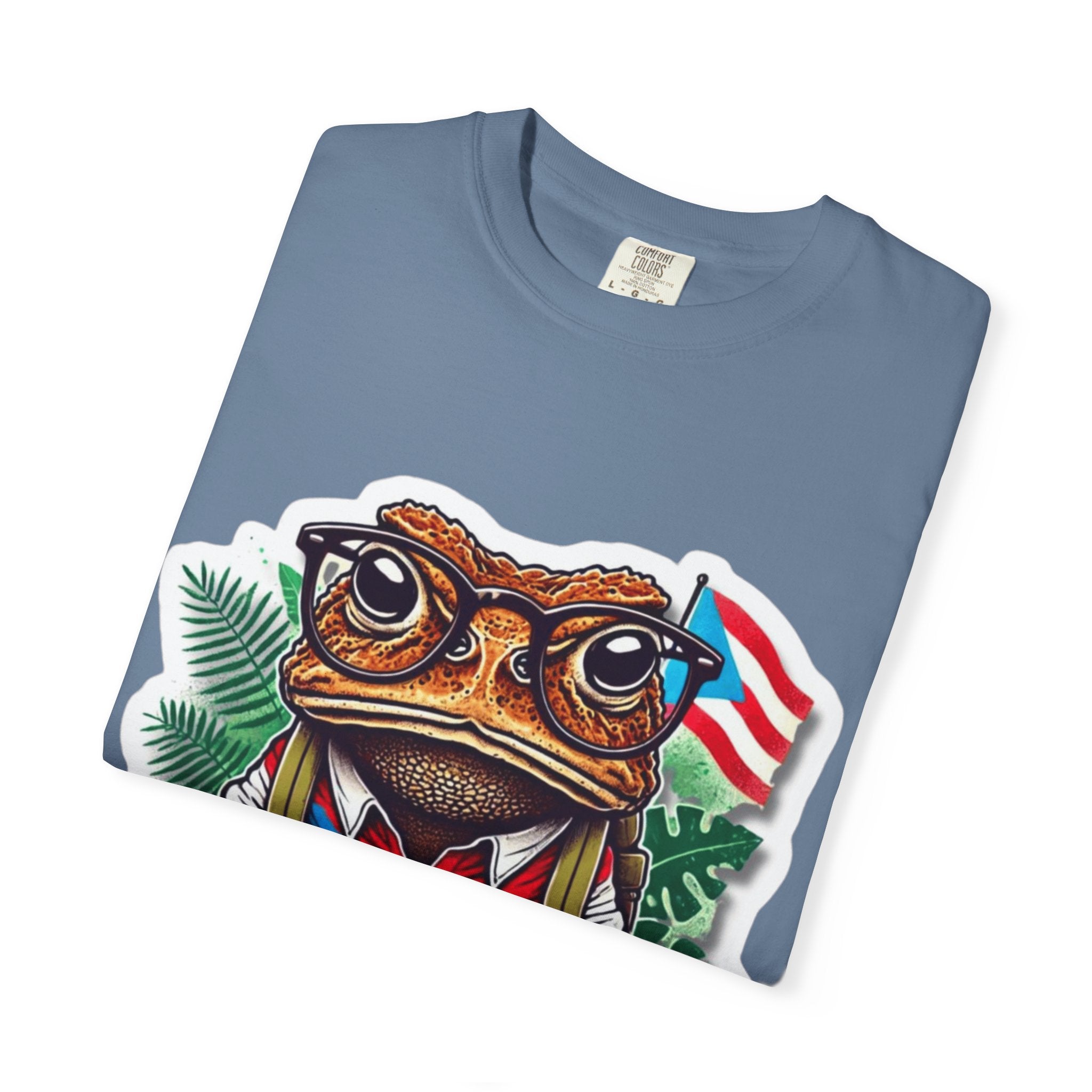 Puerto rico Patriotic Frog T-Shirt, Unisex Garment - Dyed Tee for Nature Lovers, Summer Parties, Luce tu orgullo puertorriqueño con estilo PR - Metamorphosis Creations
