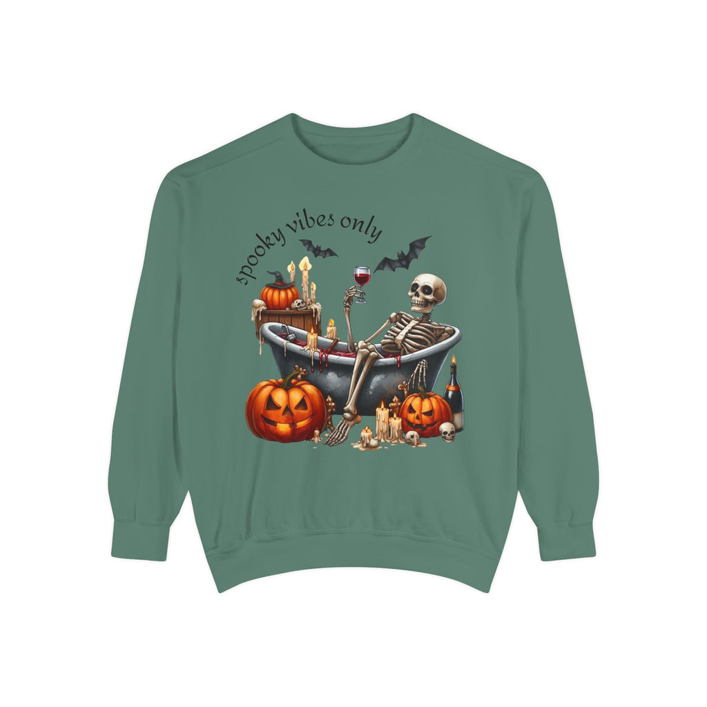 Spooky Vibes Only Sweatshirt, Halloween Sweatshirt, Unisex Fall Apparel, Cozy Trick or Treat Sweatshirt, Comfortable Halloween Gift, [...] - Metamorphosis Creations