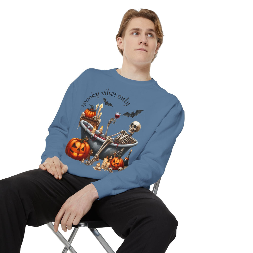 Spooky Vibes Only Sweatshirt, Halloween Sweatshirt, Unisex Fall Apparel, Cozy Trick or Treat Sweatshirt, Comfortable Halloween Gift, [...] - Metamorphosis Creations