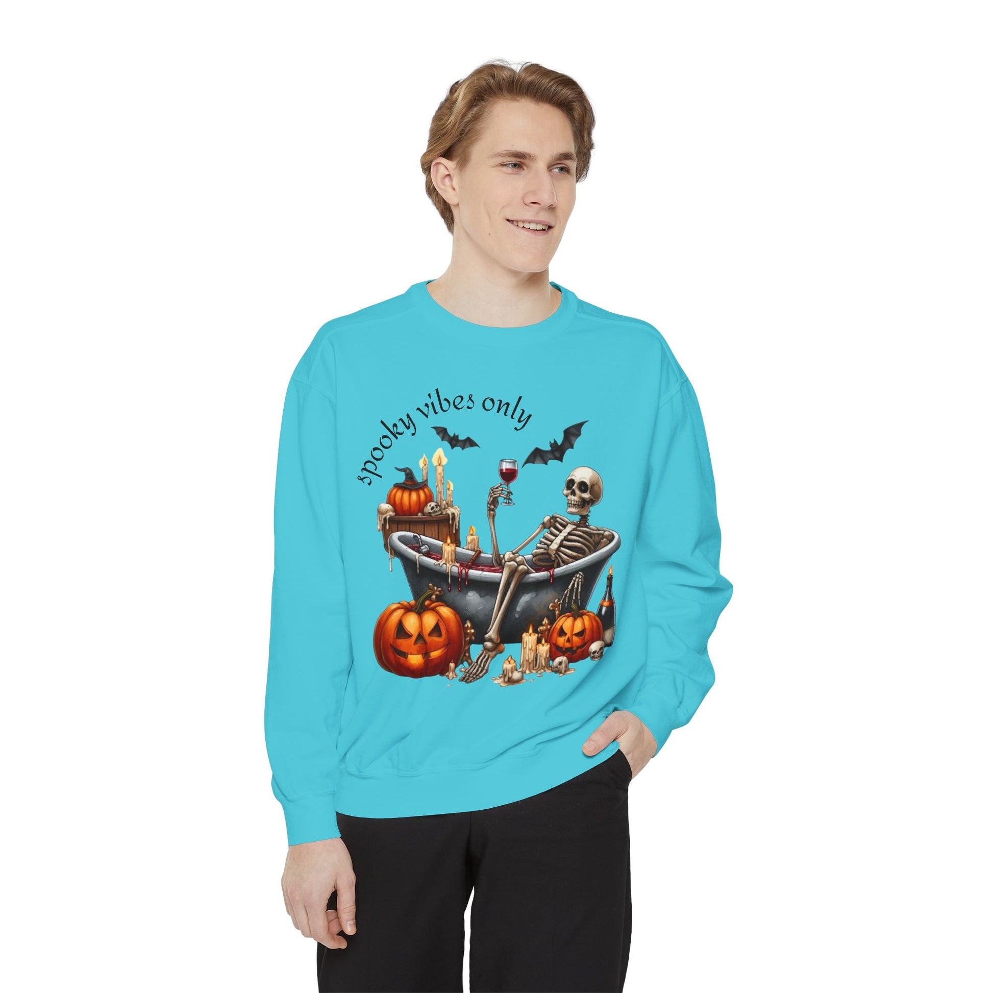 Spooky Vibes Only Sweatshirt, Halloween Sweatshirt, Unisex Fall Apparel, Cozy Trick or Treat Sweatshirt, Comfortable Halloween Gift, [...] - Metamorphosis Creations
