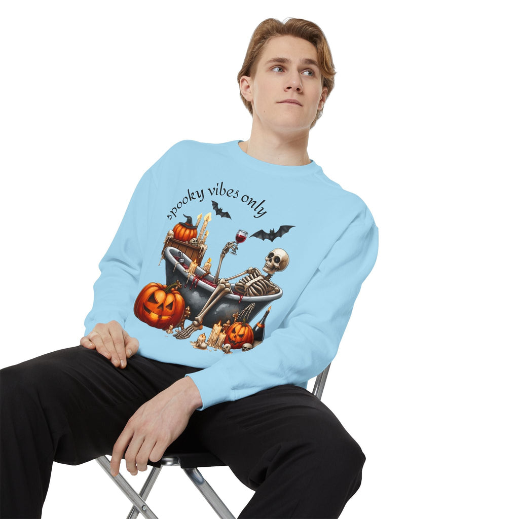 Spooky Vibes Only Sweatshirt, Halloween Sweatshirt, Unisex Fall Apparel, Cozy Trick or Treat Sweatshirt, Comfortable Halloween Gift, [...] - Metamorphosis Creations
