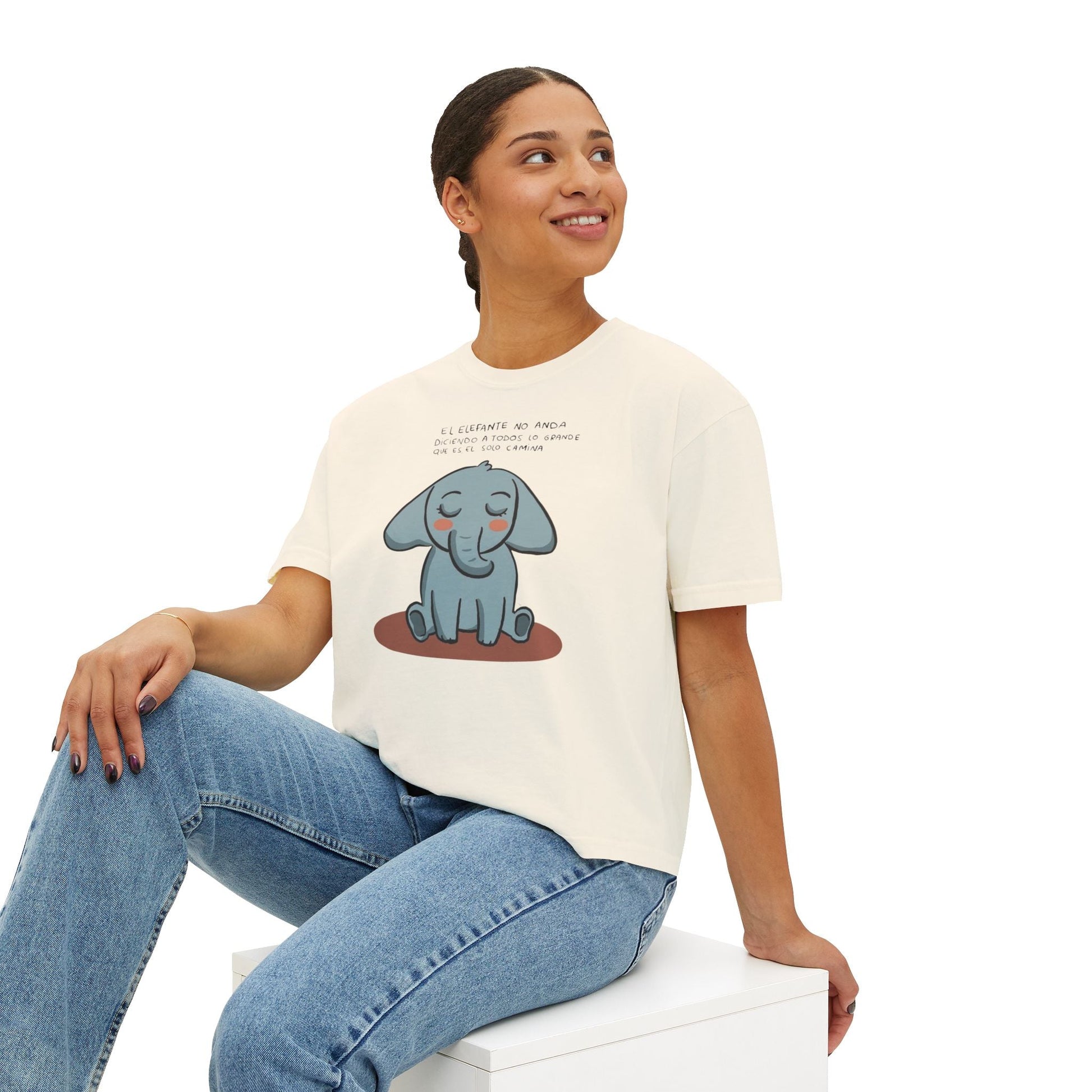 🌸 🧘‍♀️ Viste tu paz – Que tu energía hable primero Cute Elephant Women's Boxy Tee, Relaxed Fit Shirt, Gift for Animal Lovers, Casual Wear, - Metamorphosis Creations